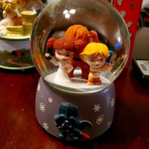 Star Wars Christmas Snowglobe
